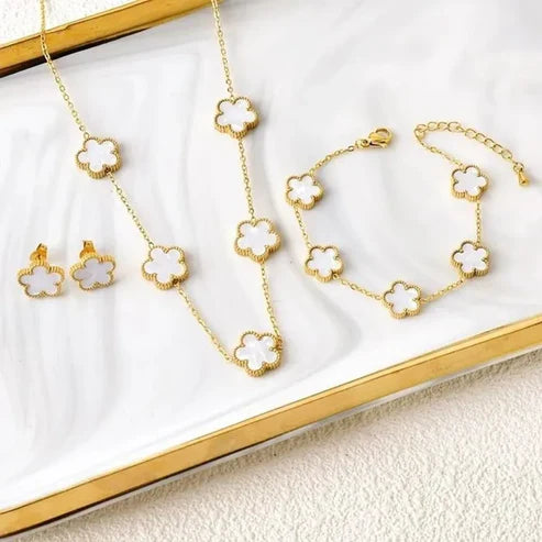 Collier Trèfle Élégance Porte Chance avec Ensemble Assorti