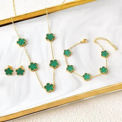 Collier Trèfle Élégance Porte Chance avec Ensemble Assorti